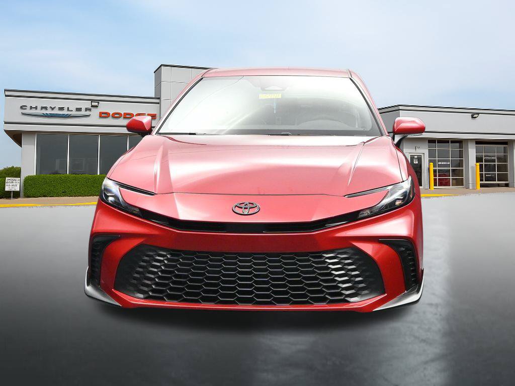 Used 2026 Toyota Camry SE FWD image 8