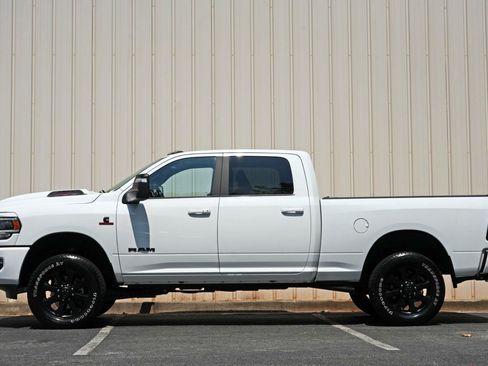 Used 2024 RAM 3500 Laramie w/ Night Edition AWD/4WD image 9