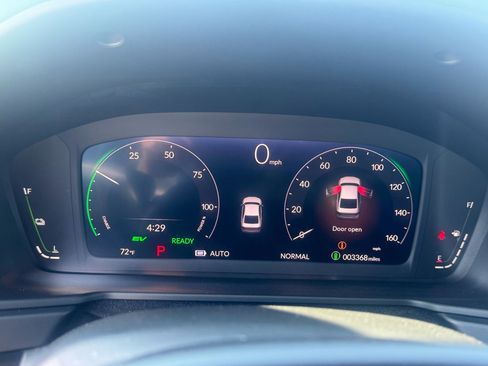 Used 2025 Honda Accord Sport image 17