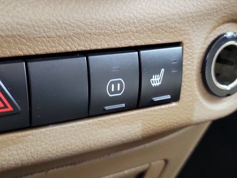 Used 2011 Jeep Wrangler Sahara w/ Connectivity Group AWD/4WD image 29