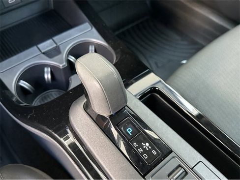 Used 2023 Toyota Prius LE image 29