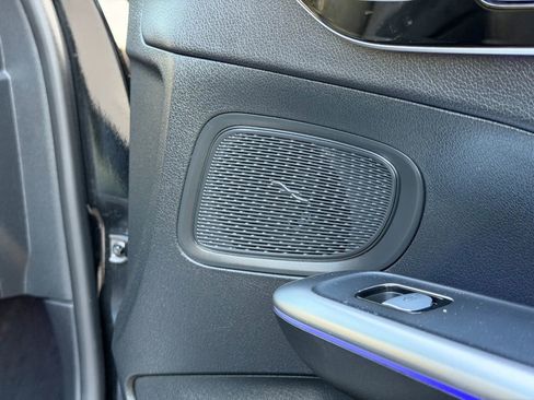 Used 2022 Mercedes-Benz C 300 Sedan image 19