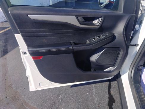 Used 2023 Ford Escape Active image 19