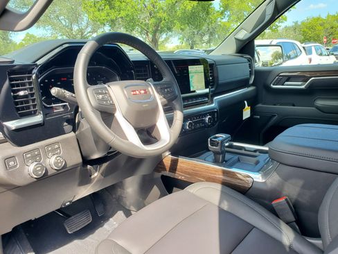 New 2026 GMC Sierra 1500 Elevation w/ Elevation Premium Package image 11