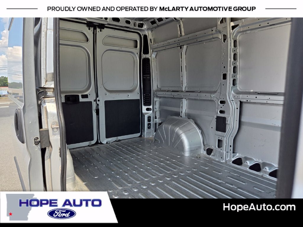 Used 2021 RAM ProMaster 2500 w/ Interior LED Lighting Group FWD image 19