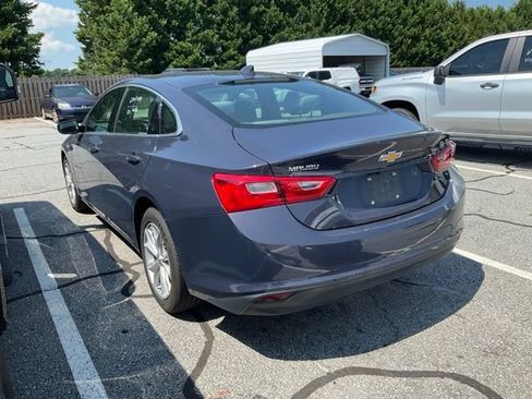 Used 2025 Chevrolet Malibu LT FWD image 4
