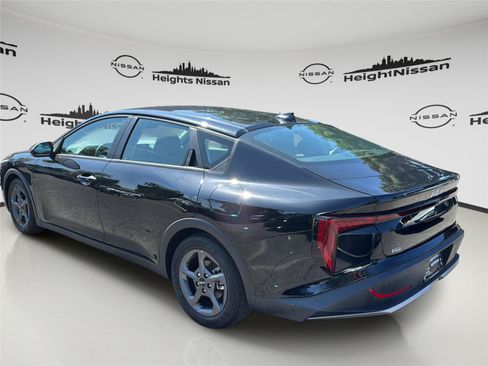 Used 2025 Kia K4 FWD image 3