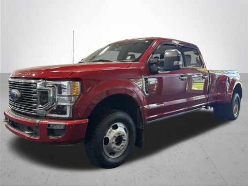 Used 2022 Ford F350 Platinum AWD/4WD image 2