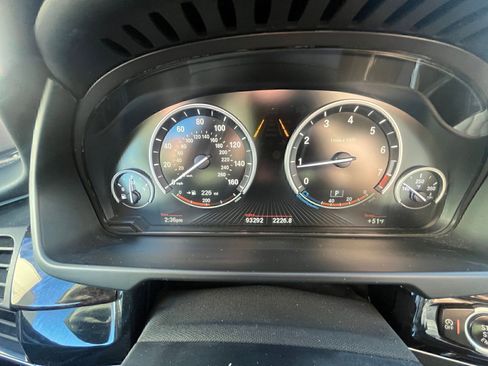 Used 2015 BMW X5 xDrive50i image 10