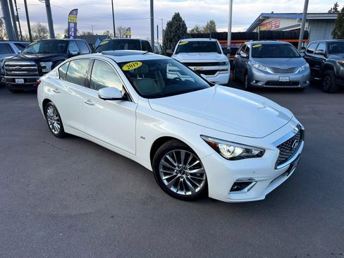 Used 2019 INFINITI Q50 Luxe w/ Essential Package (3.0T Luxe) AWD/4WD image 3