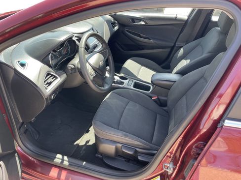 Used 2016 Chevrolet Cruze LT FWD image 12