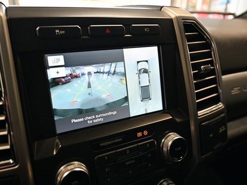 Used 2018 Ford F250 Platinum image 19