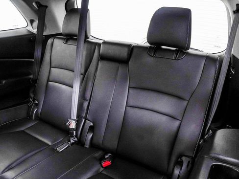 Used 2022 Honda Pilot Touring image 44