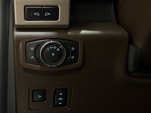 Used 2020 Ford F250 King Ranch w/ King Ranch Ultimate Package AWD/4WD image 8