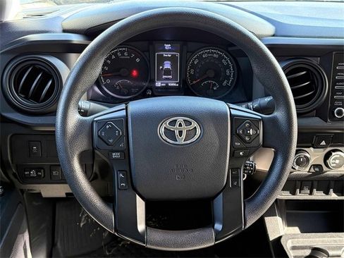 Used 2020 Toyota Tacoma SR image 17