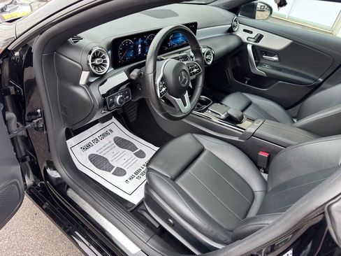 Used 2021 Mercedes-Benz CLA 250 4MATIC image 17