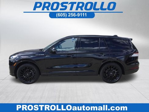 New 2026 Lincoln Aviator Reserve AWD/4WD image 1