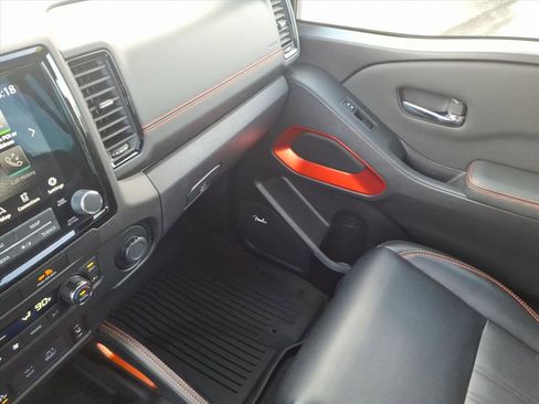 Used 2023 Nissan Frontier PRO-4X w/ Pro-4X Premium Package image 36