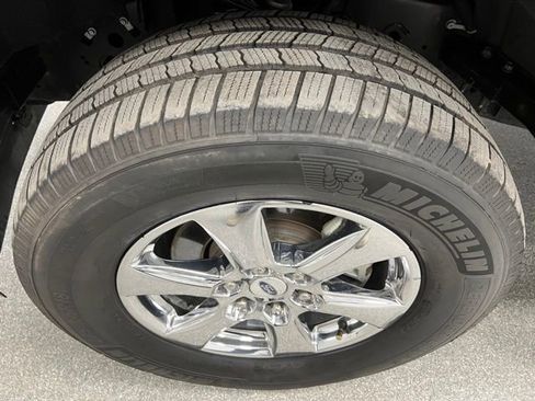 Used 2018 Ford F150 XLT w/ Equipment Group 302A Luxury image 13