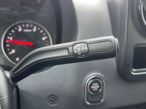 Used 2024 Mercedes-Benz Sprinter 2500 image 27