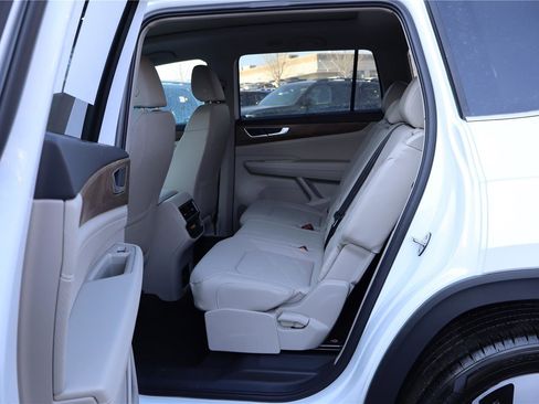 New 2026 Volkswagen Atlas SE image 24