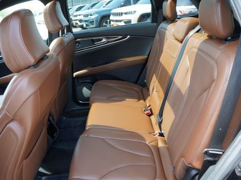 Used 2022 Lincoln Nautilus Reserve w/ Equipment Group 201A AWD/4WD image 18