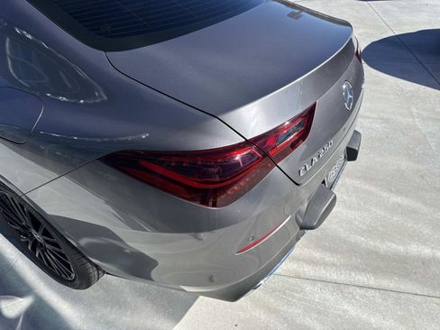 Used 2024 Mercedes-Benz CLA 250 4MATIC image 10