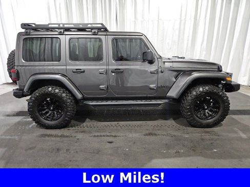 Used 2021 Jeep Wrangler Unlimited Sahara image 2