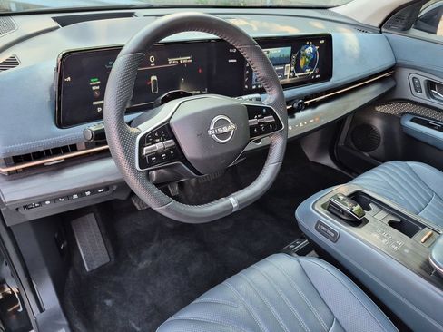 Used 2024 Nissan Ariya AWD image 10