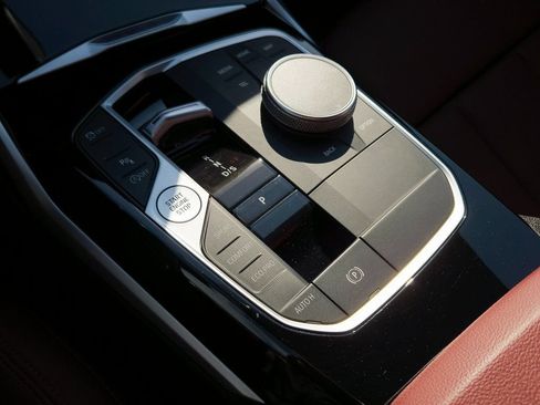 Used 2023 BMW 330i Sedan w/ Driving Assistance Package image 15