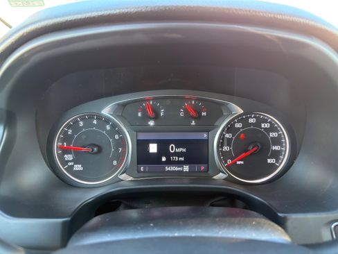 Used 2023 GMC Acadia SLT image 29