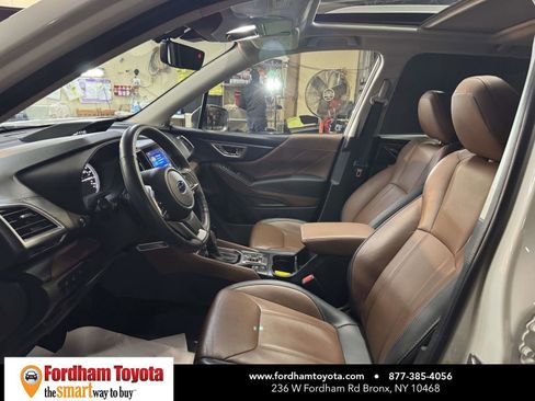 Used 2023 Subaru Forester Touring image 17