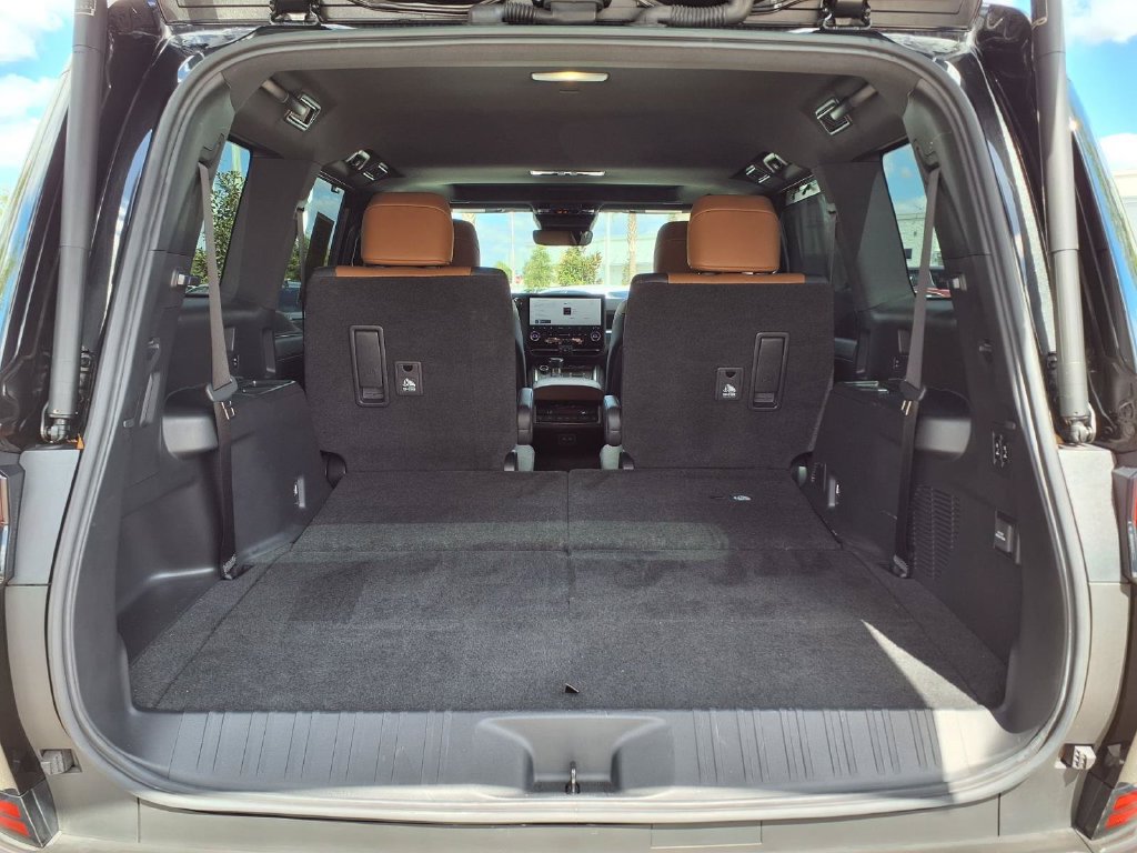 Used 2024 Lexus GX 550 w/ Cold Area Package AWD/4WD image 23