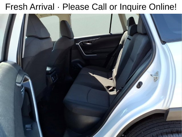 Used 2025 Toyota RAV4 XLE AWD/4WD image 22