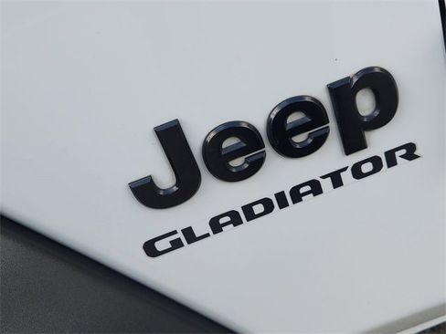 Used 2020 Jeep Gladiator Sport w/ Quick Order Package 24S image 30