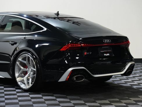 Used 2022 Audi RS 7 Sportback AWD/4WD image 17