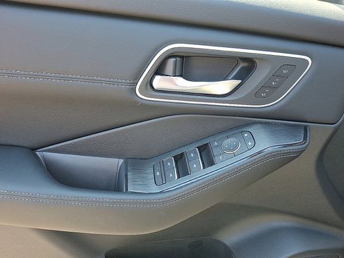 New 2026 Nissan Rogue Platinum w/ Platinum Premium Package image 7