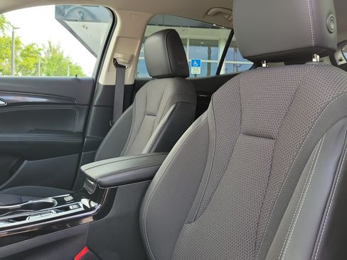 Used 2023 Buick Envision Preferred AWD/4WD image 12