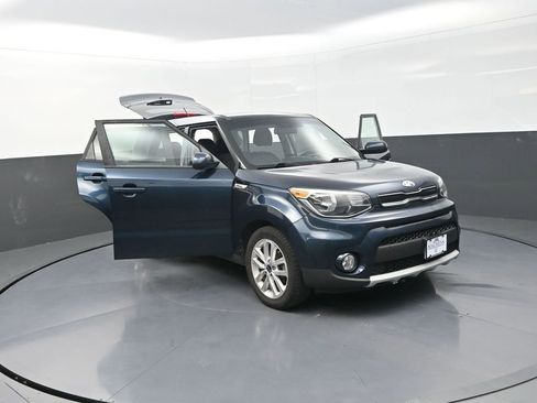 Used 2019 Kia Soul + FWD image 31