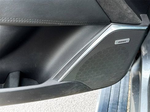 Used 2019 Cadillac Escalade ESV Platinum image 19