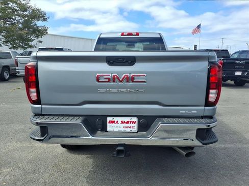 New 2025 GMC Sierra 2500 SLE image 6