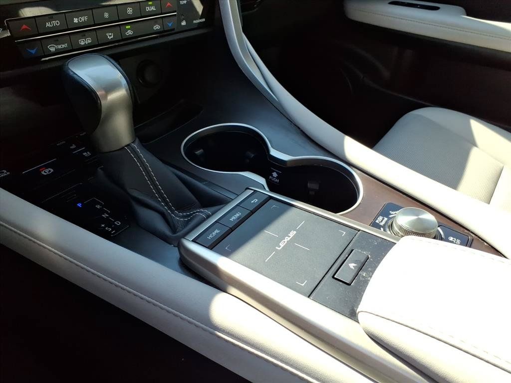 Used 2022 Lexus RX 450h AWD w/ Premium Package image 33
