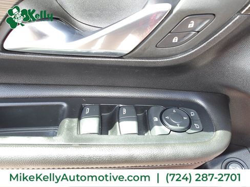 Used 2023 GMC Terrain SLE w/ Driver Convenience Package AWD/4WD image 10