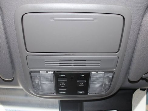 Used 2022 Honda Pilot Special Edition image 40
