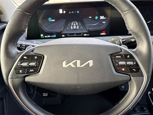 Certified 2024 Kia EV6 Light image 30