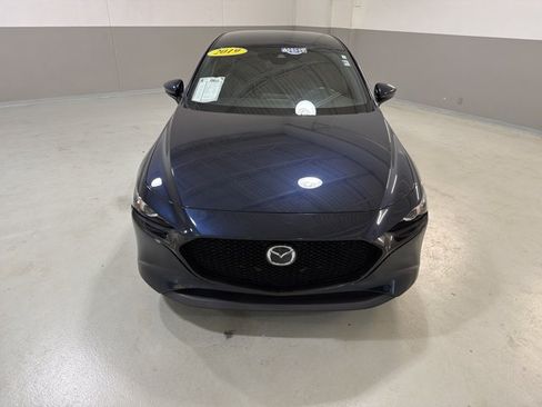 Used 2019 MAZDA MAZDA3 Hatchback FWD image 3