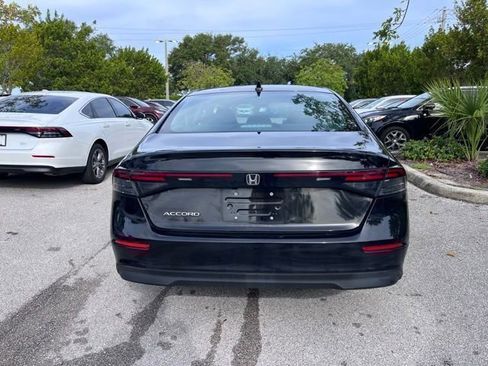 Used 2023 Honda Accord EX image 4