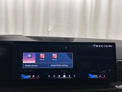 Used 2025 BMW X5 xDrive40i AWD/4WD image 12