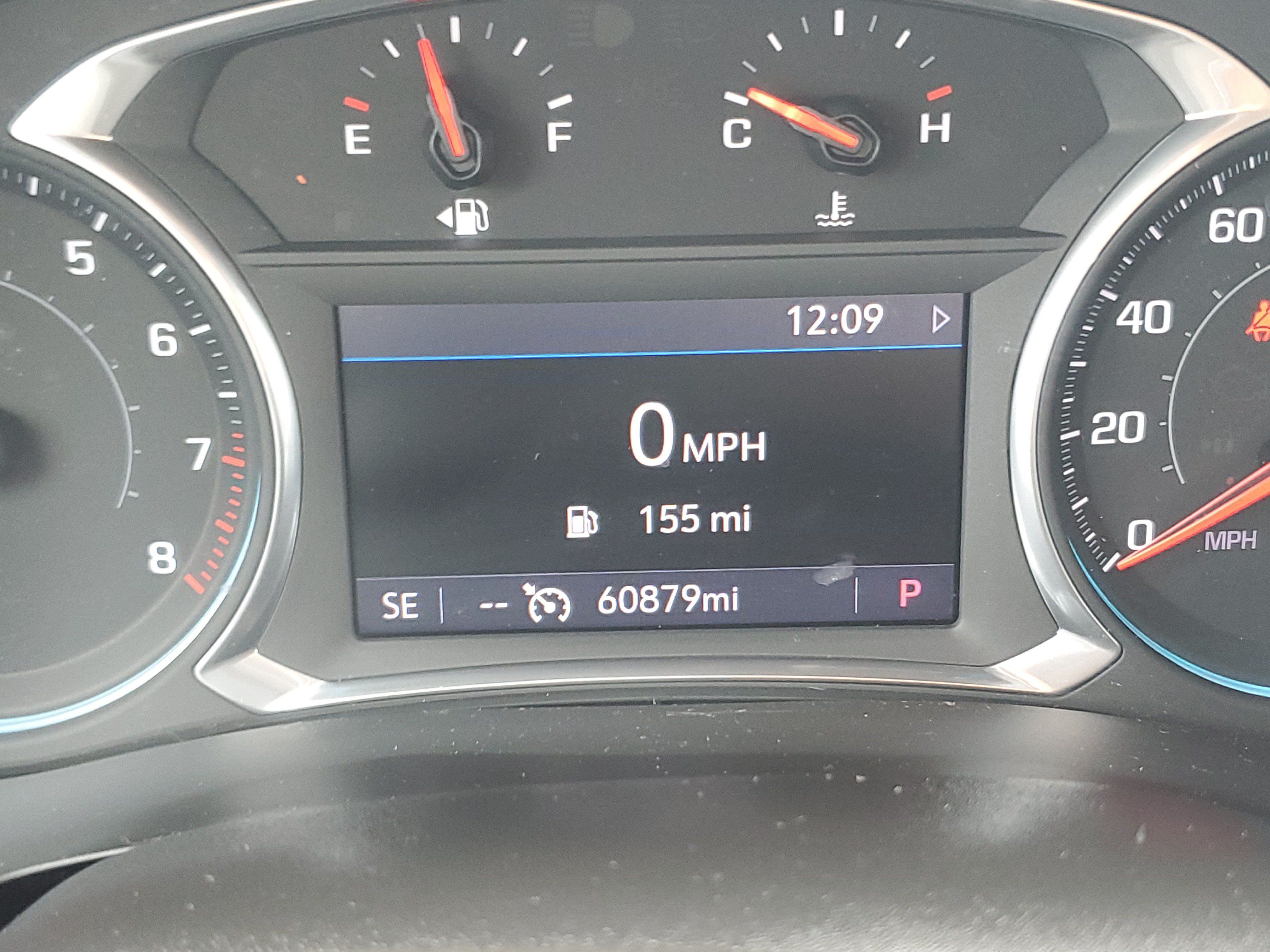 Used 2020 Chevrolet Traverse LT FWD image 25