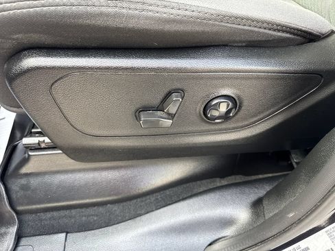 Used 2021 RAM 1500 Big Horn AWD/4WD image 17